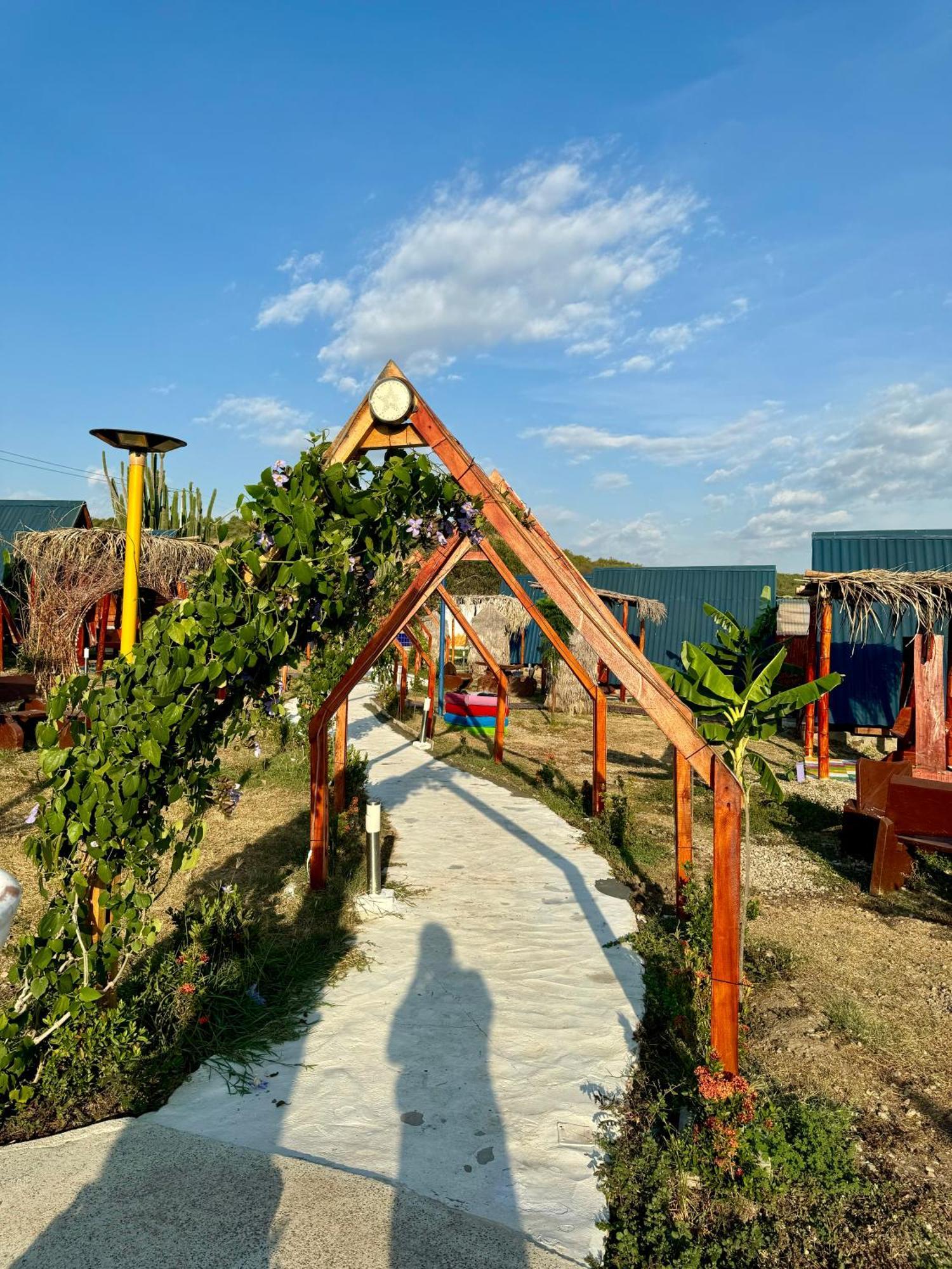 Hotel Luna Azul Tatacoa Вильявьеха Экстерьер фото